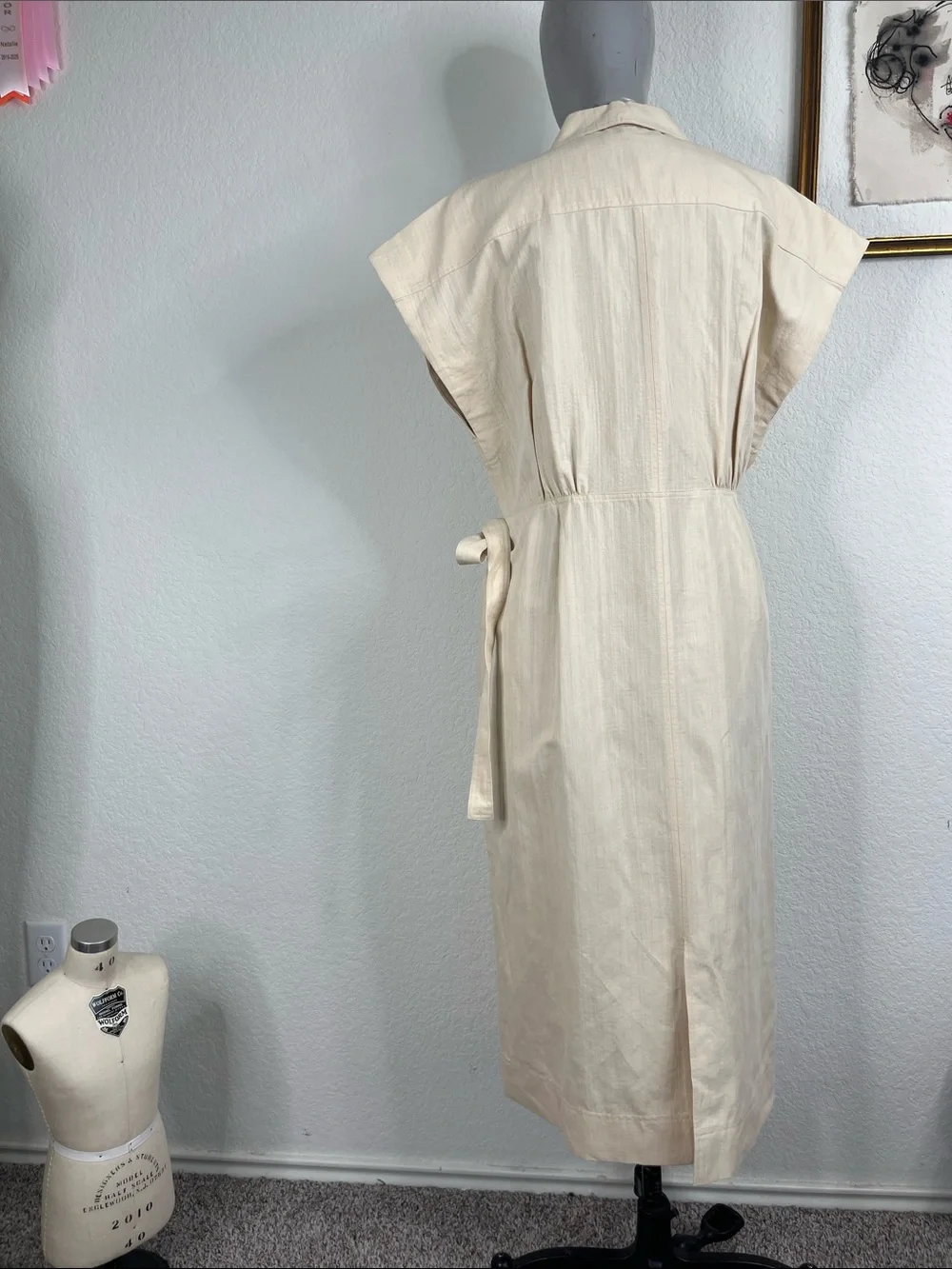 The Apiece Apart Catania Dress is an effortlessly elegant maxi dress featuring a - Picture 6 of 12